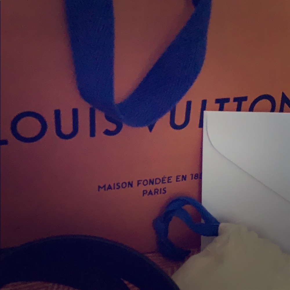 Louis Vuitton belt